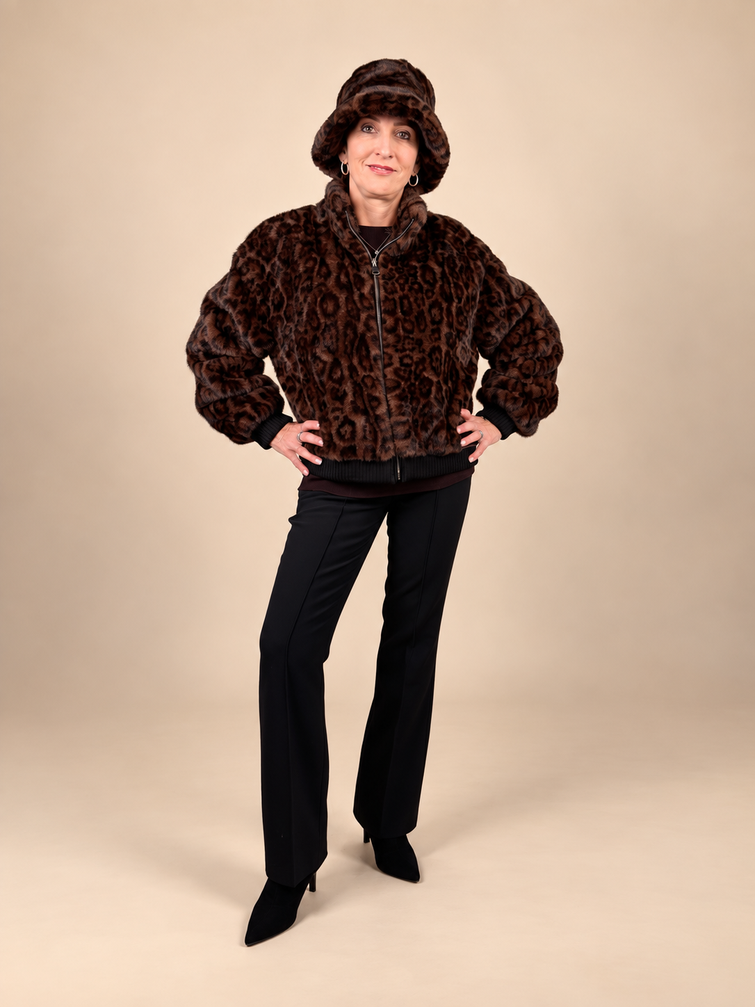 Kunstfell Jacke Leo mit Reisverschluss und gestrickten Bündchen