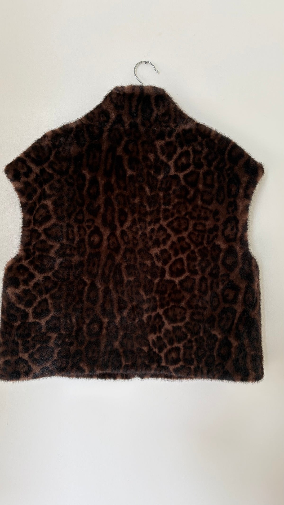 Kunstfell Gilet mit Brusttasche und Reisverschluss