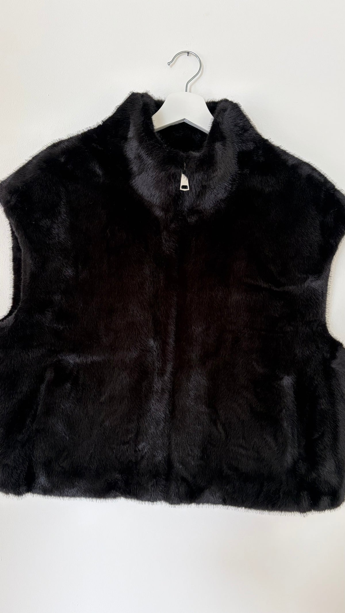Kunstfell Gilet mit Brusttasche und Reisverschluss