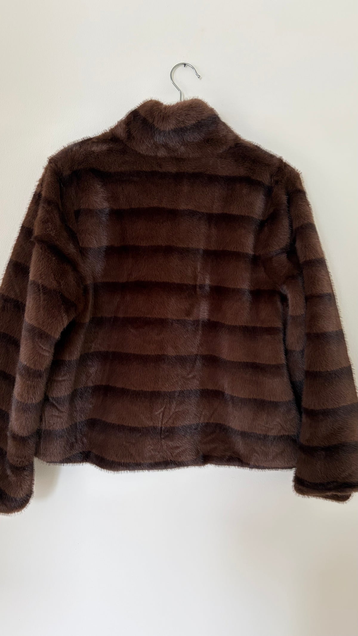Kunstfelle Jacke gestreift mit Stehkragen