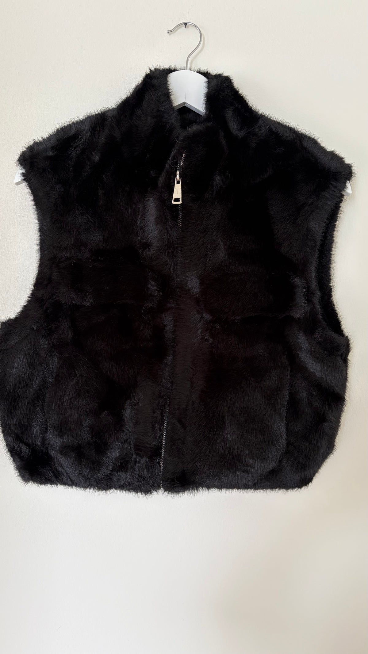 Kunstfell Gilet mit Brusttasche und Reisverschluss