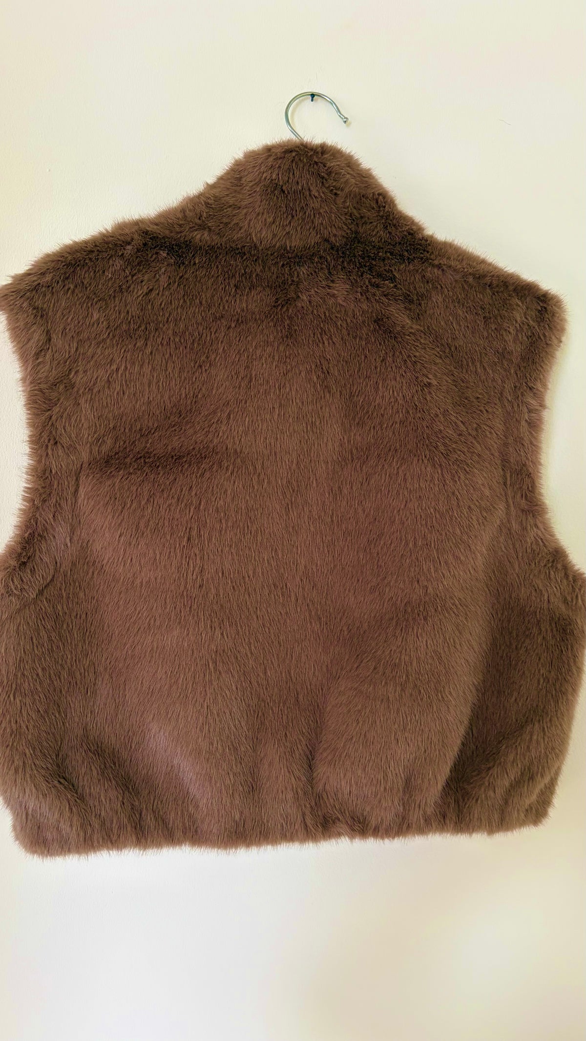 Kunstfell Gilet mit Brusttasche und Reisverschluss
