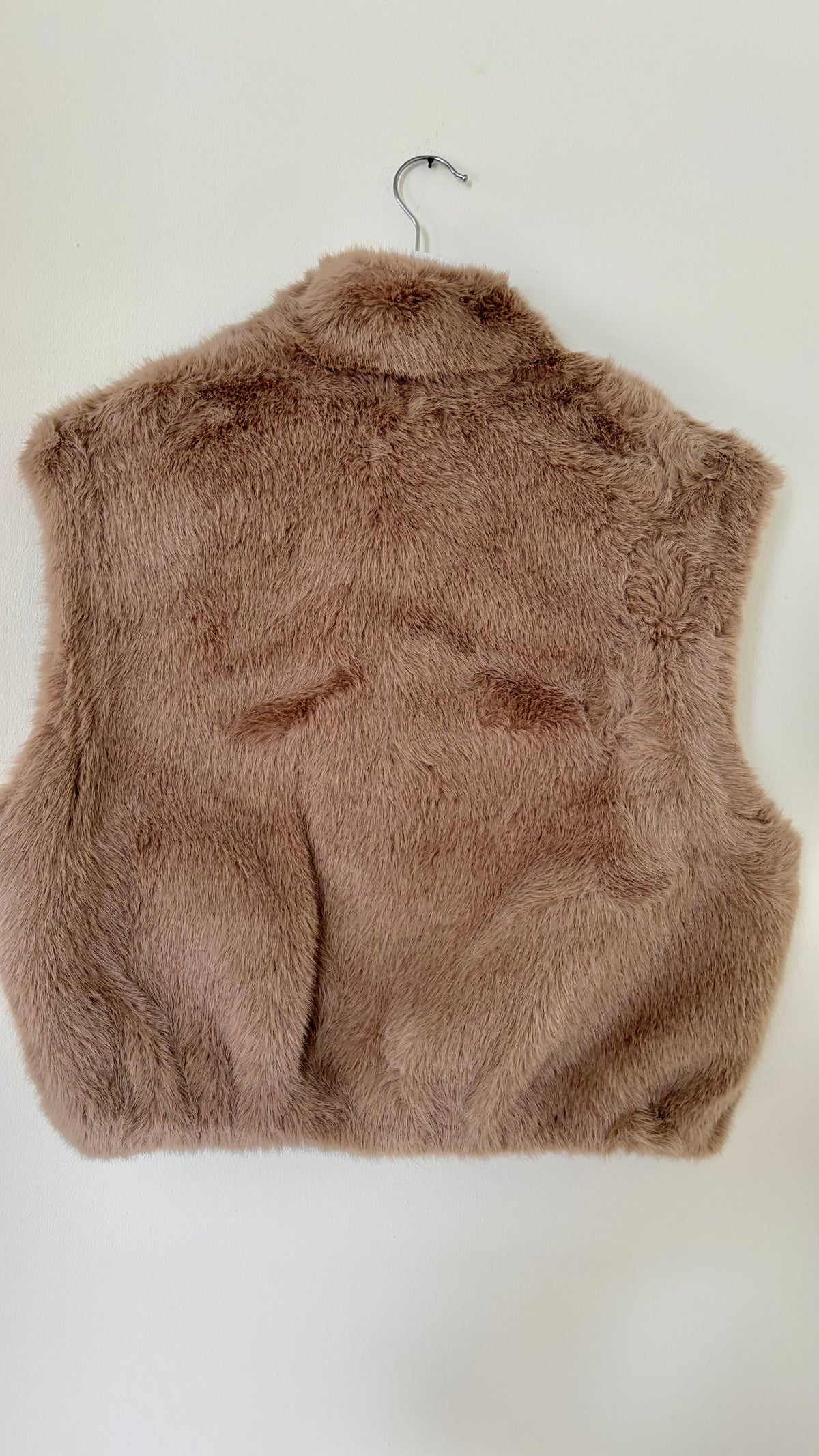 Kunstfell Gilet mit Brusttasche und Reisverschluss