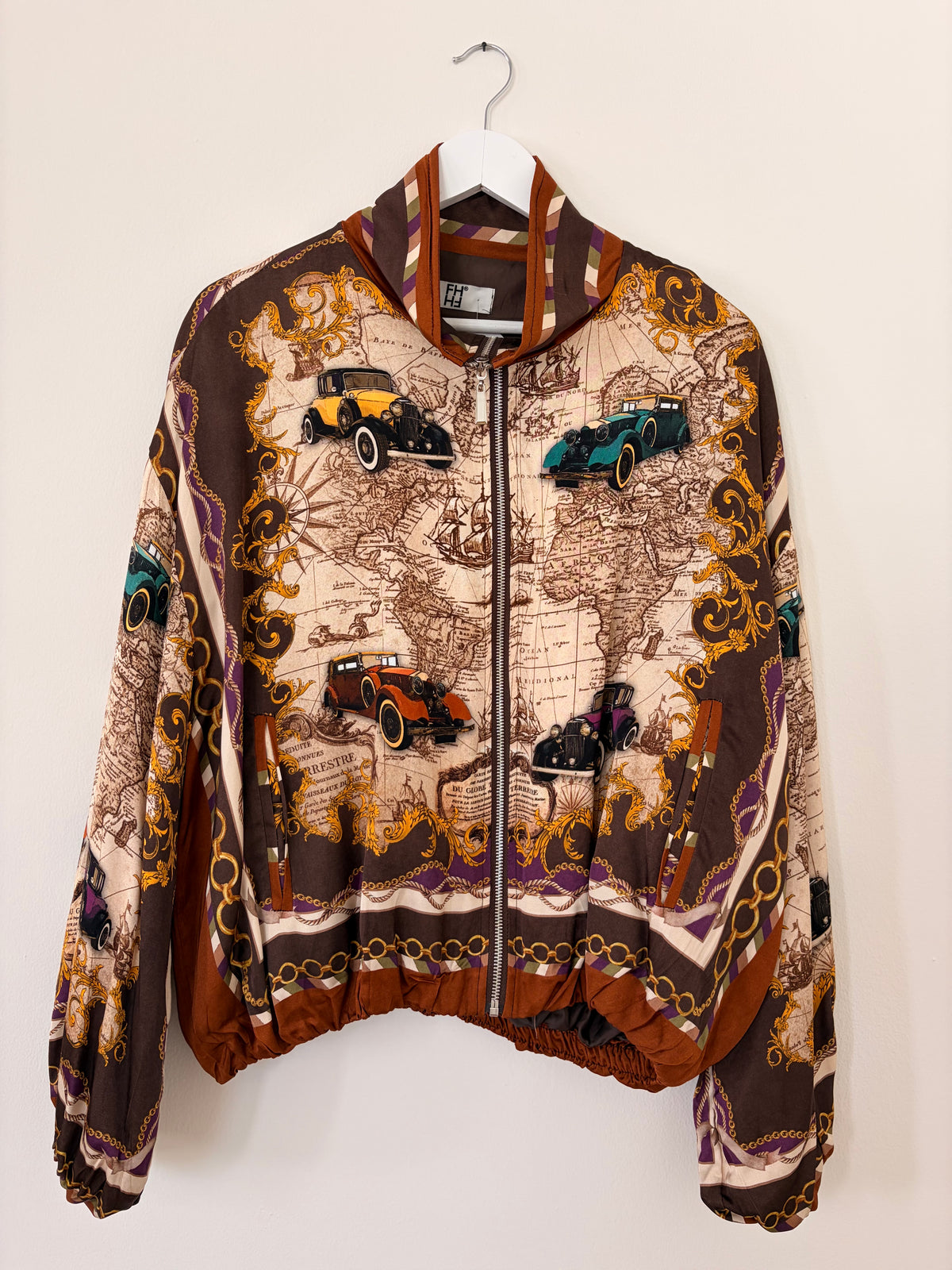 Kurzer Blouson mit Motiven