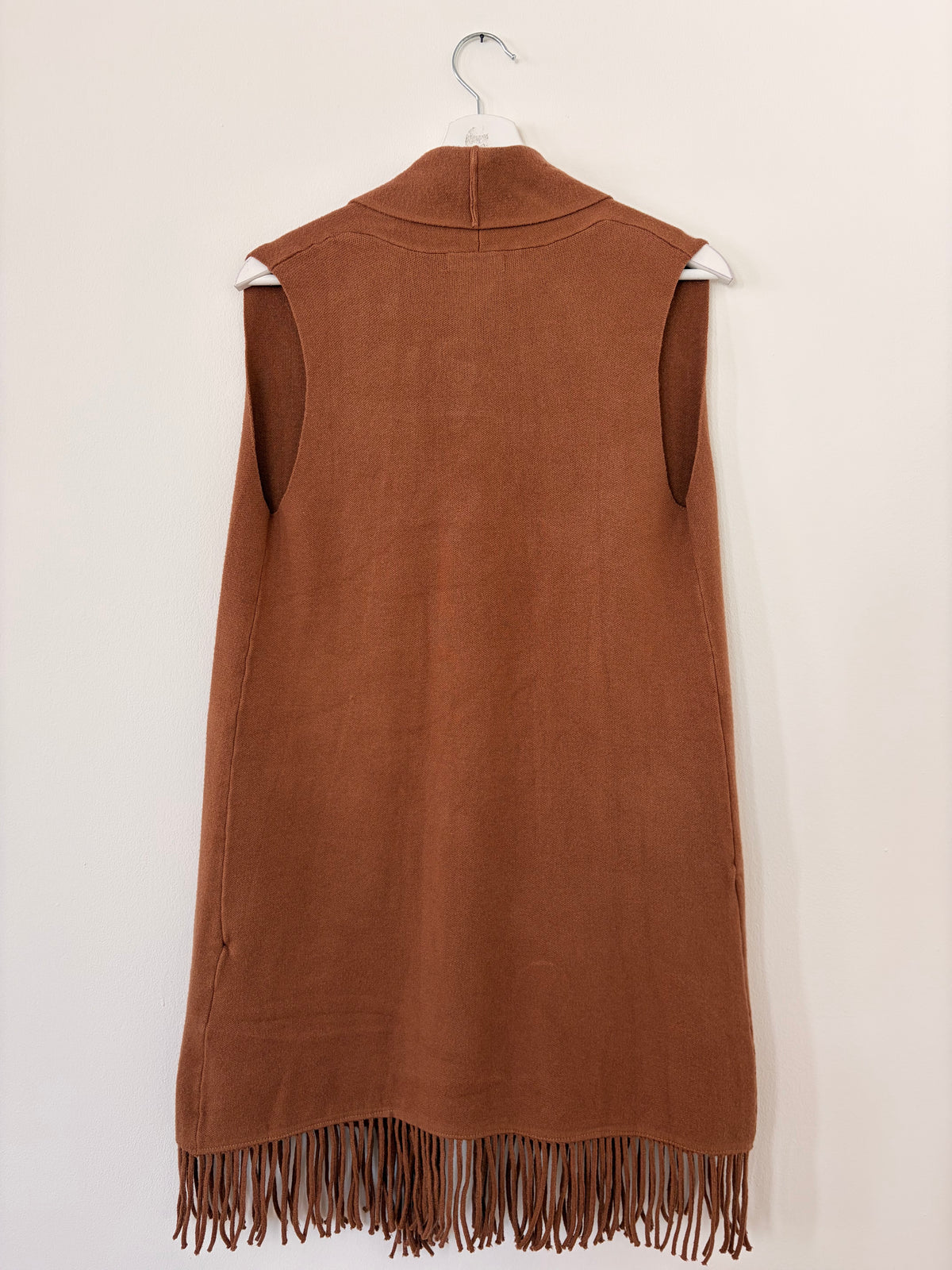 Langes Gilet mit Fransen