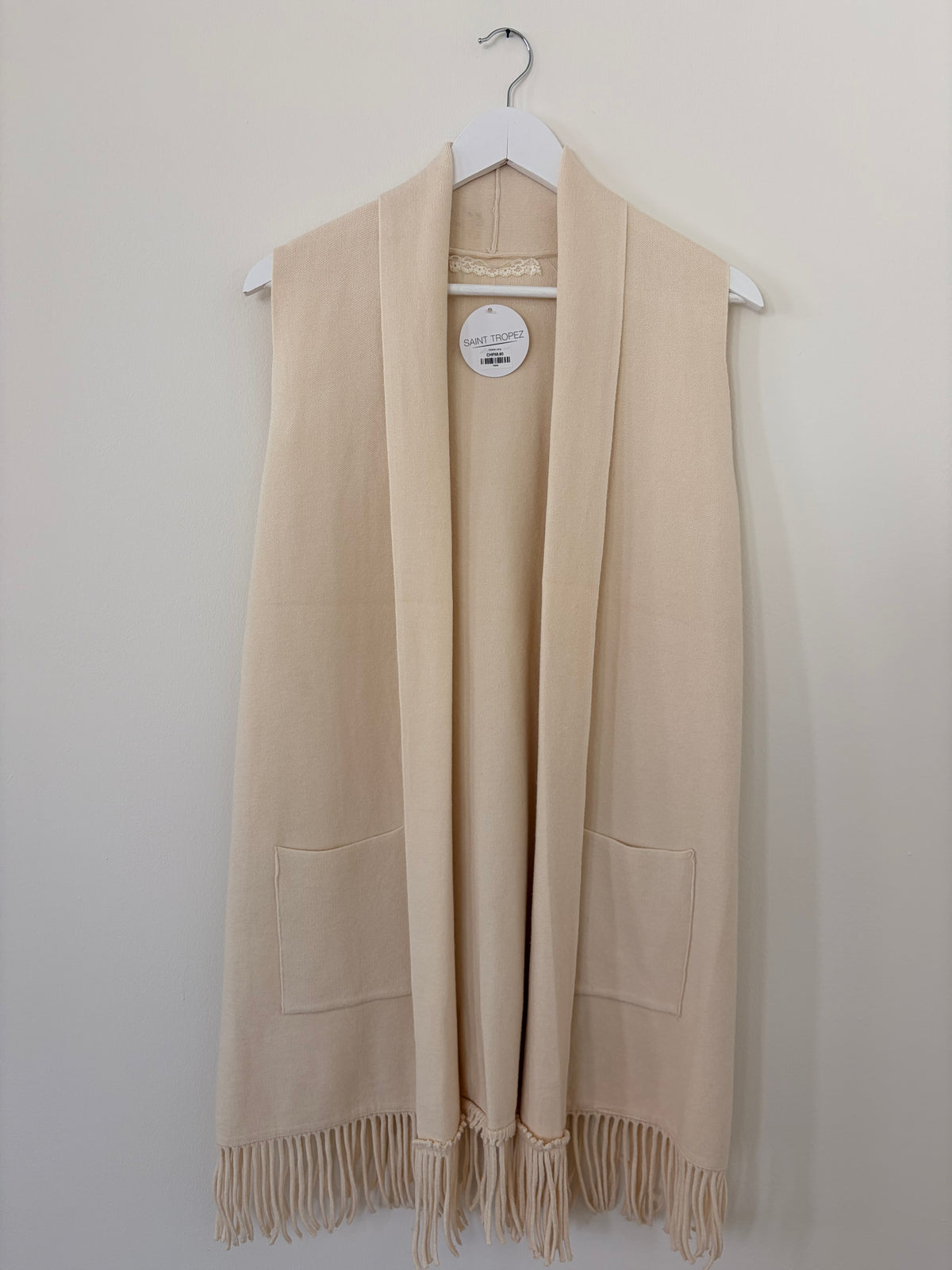 Langes Gilet mit Fransen